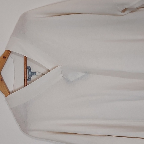 NEW Neiman Marcus Cashmere Sweater Oversized V-Neck White Cream L-XL - Picture 2 of 16